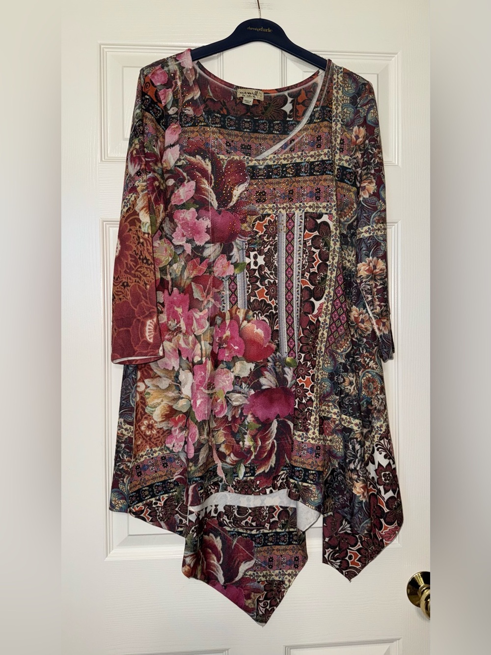 One World Floral Patchwork V-Neck Women’s Tunic- Size Large